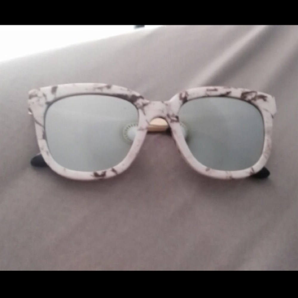 Oversized marble mirror sunnies gentle monster